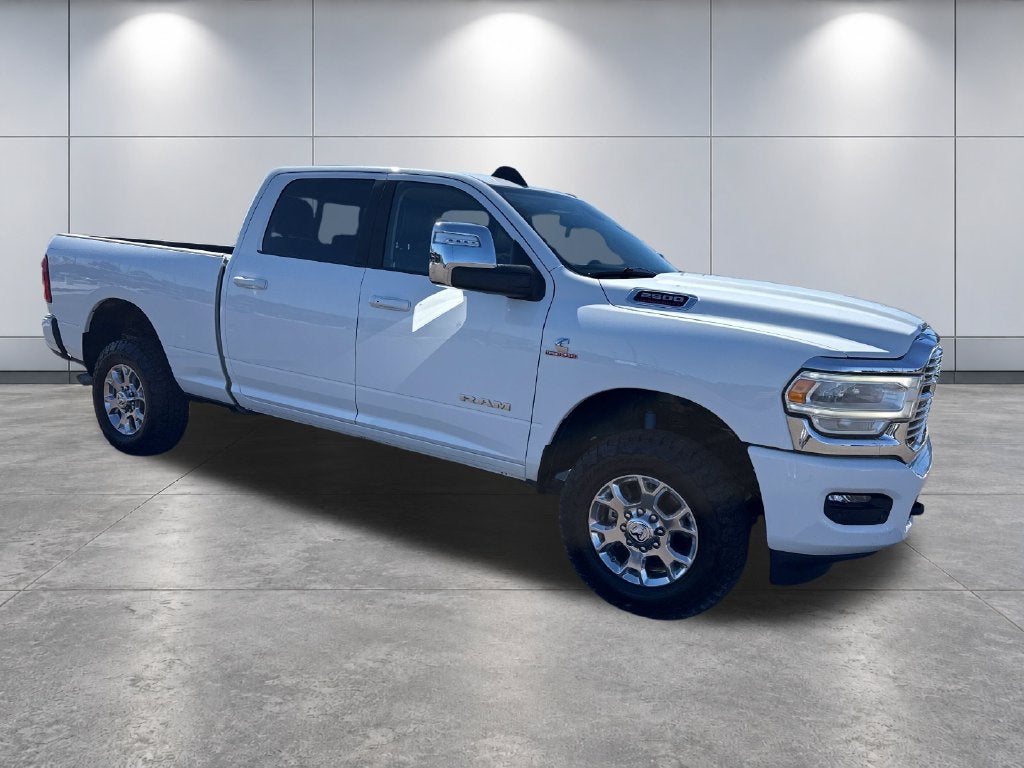 2023 RAM 2500 Laramie Crew Cab 4x4 6'4' Box