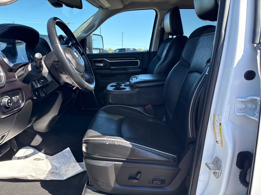 2023 RAM 2500 Laramie Crew Cab 4x4 6'4' Box