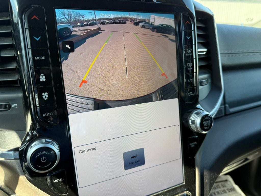 2024 RAM 2500 Laramie Crew Cab 4x4 6'4' Box