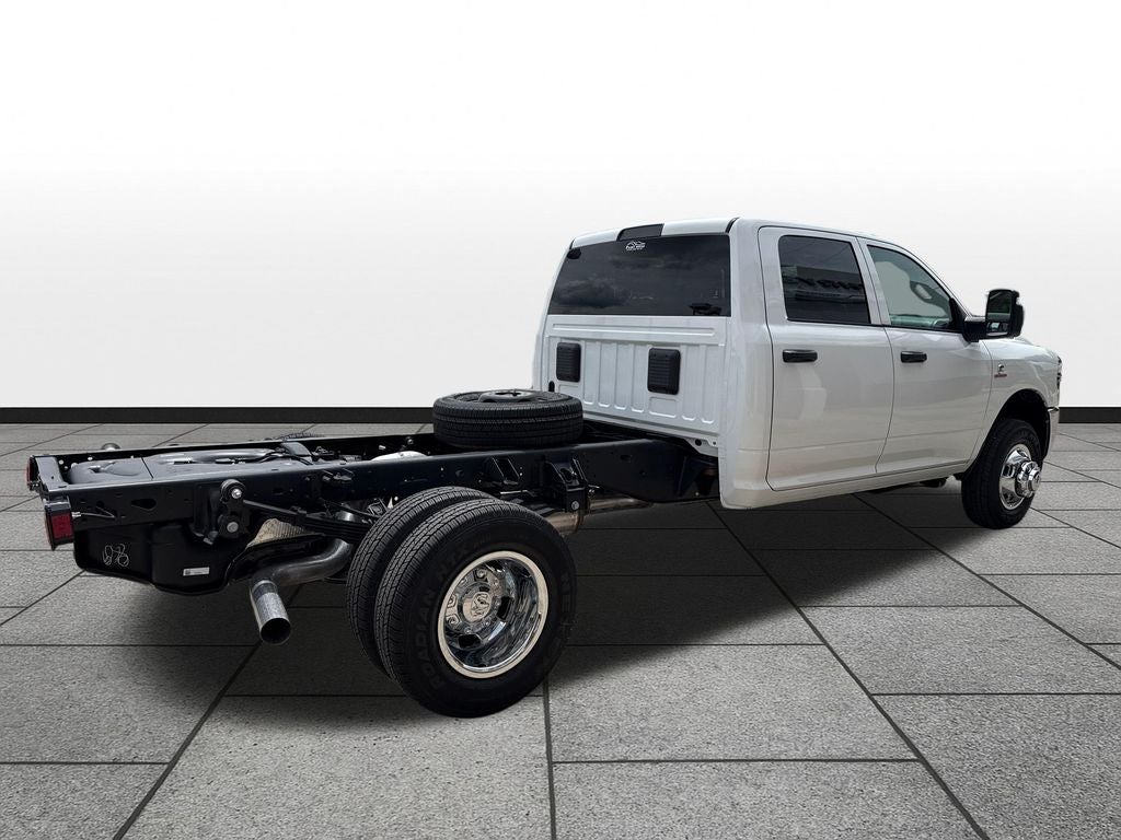 2026 RAM Ram 3500 Chassis Cab RAM 3500 TRADESMAN CREW CAB CHASSIS 4X4 60' CA