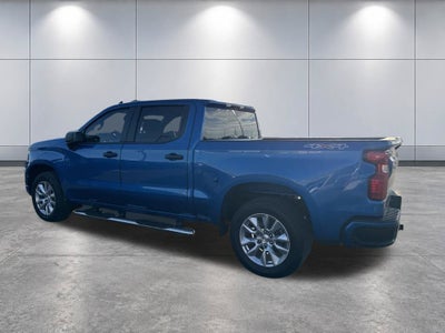 2023 Chevrolet Silverado 1500 4WD Crew Cab Short Bed Custom