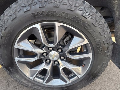 2021 Chevrolet Silverado 1500 4WD Crew Cab Short Bed LT