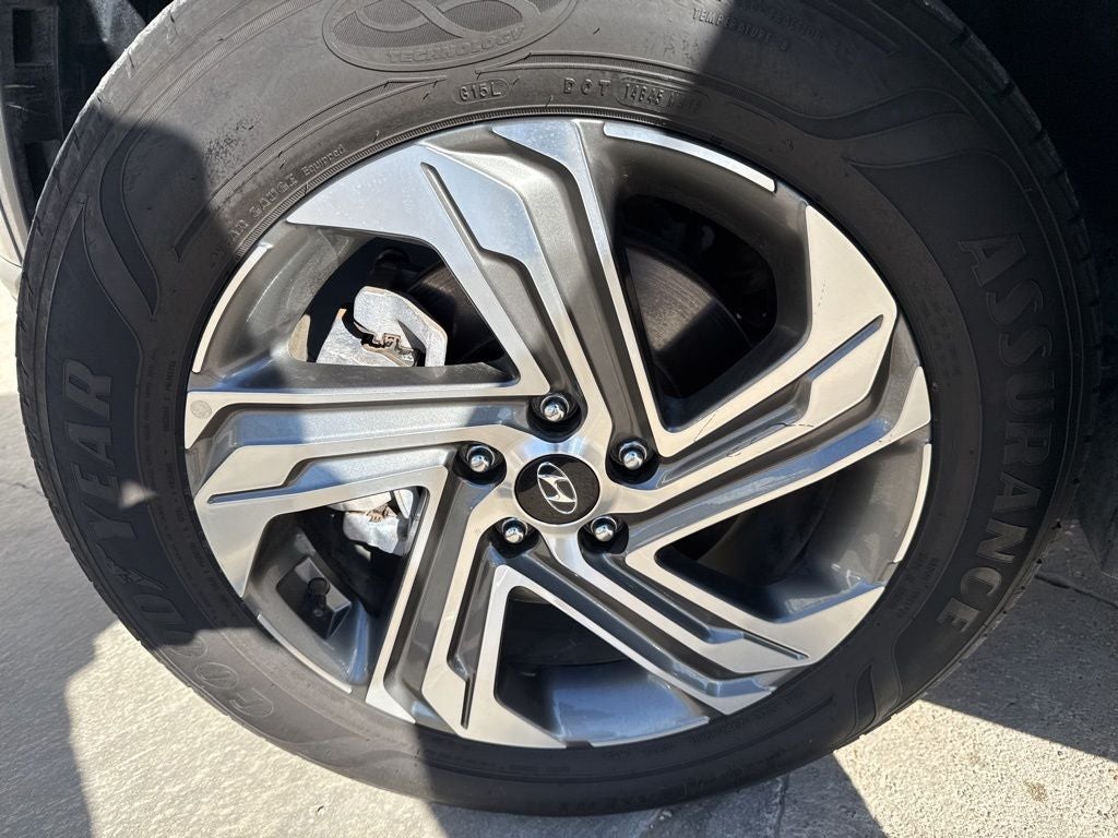 2023 Hyundai Santa Fe SE