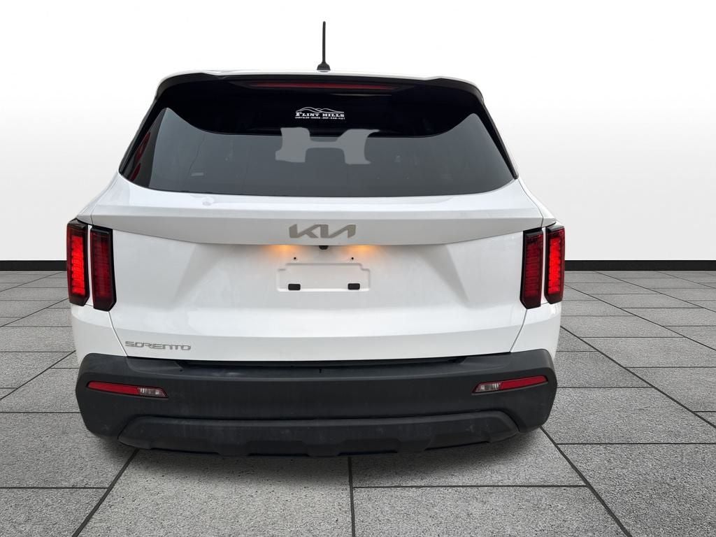 2023 Kia Sorento LX