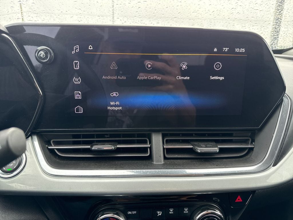 2025 Chevrolet Trax FWD LT