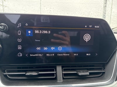 2025 Chevrolet Trax FWD LT