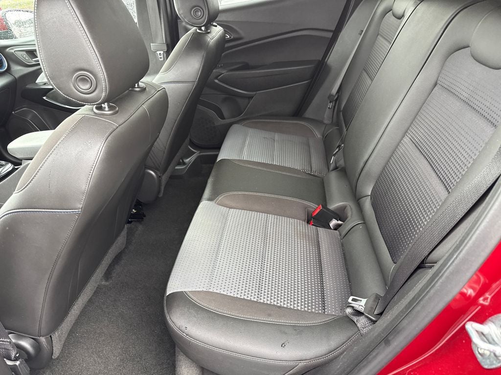 2025 Chevrolet Trax FWD LT