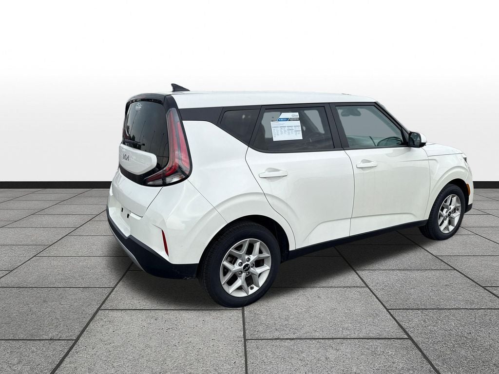 2024 Kia Soul LX