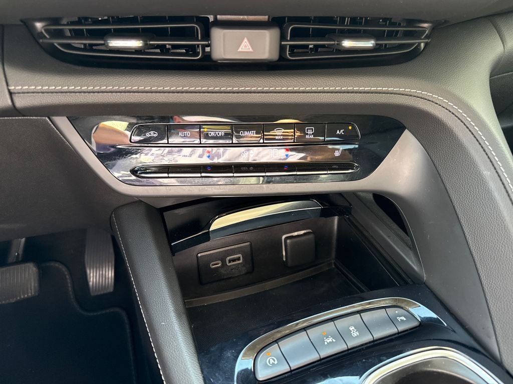 2023 Buick Envision Essence FWD
