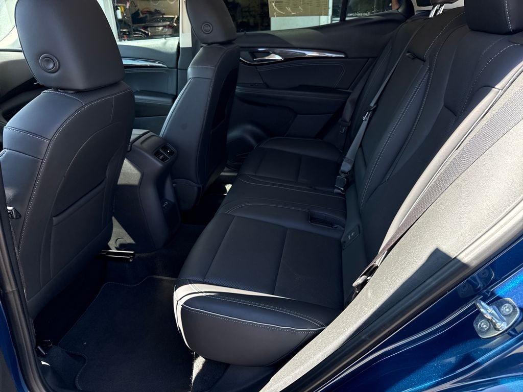 2023 Buick Envision Essence FWD