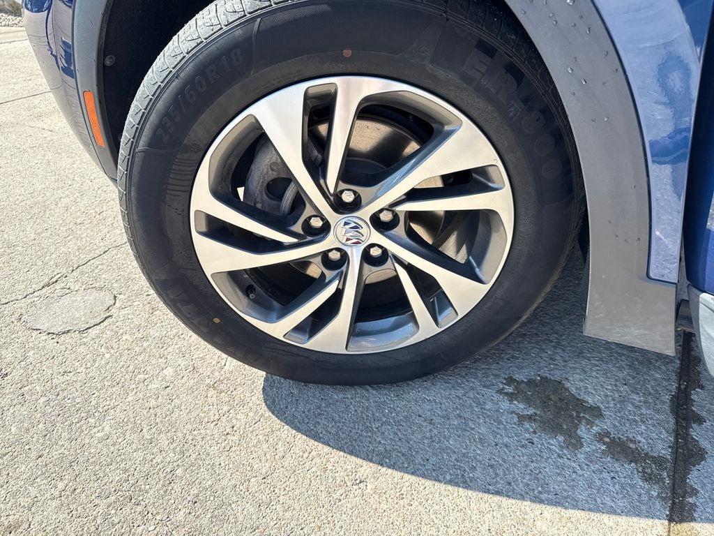 2023 Buick Envision Essence FWD