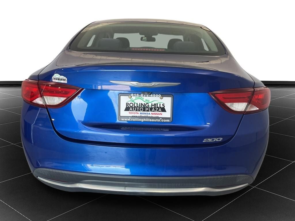 2015 Chrysler 200 Limited