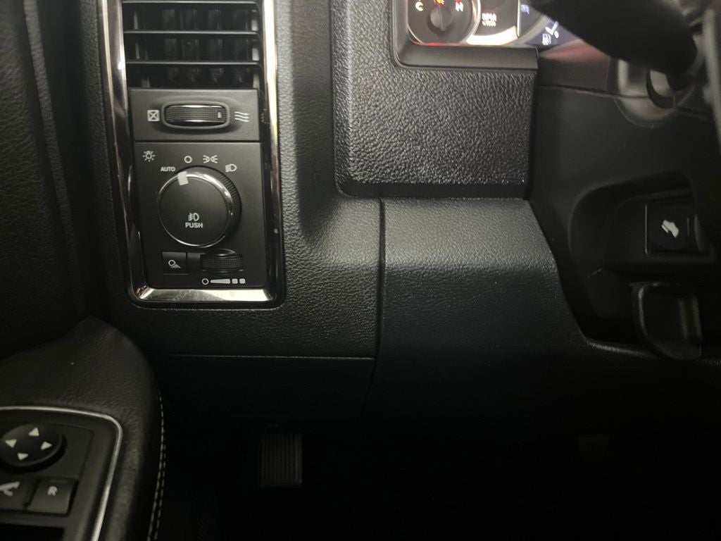 2015 RAM 1500 Sport