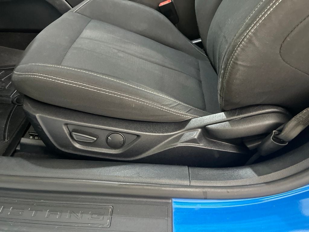 2020 Ford Mustang EcoBoost