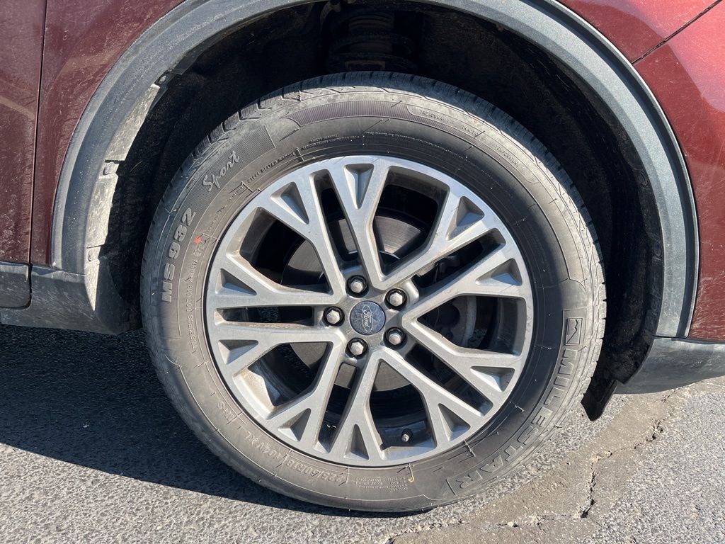 2021 Ford Escape SEL