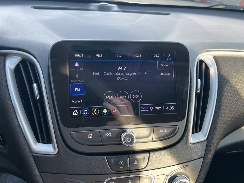 2022 Chevrolet Malibu LT