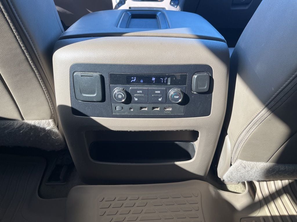 2018 GMC Yukon XL SLT