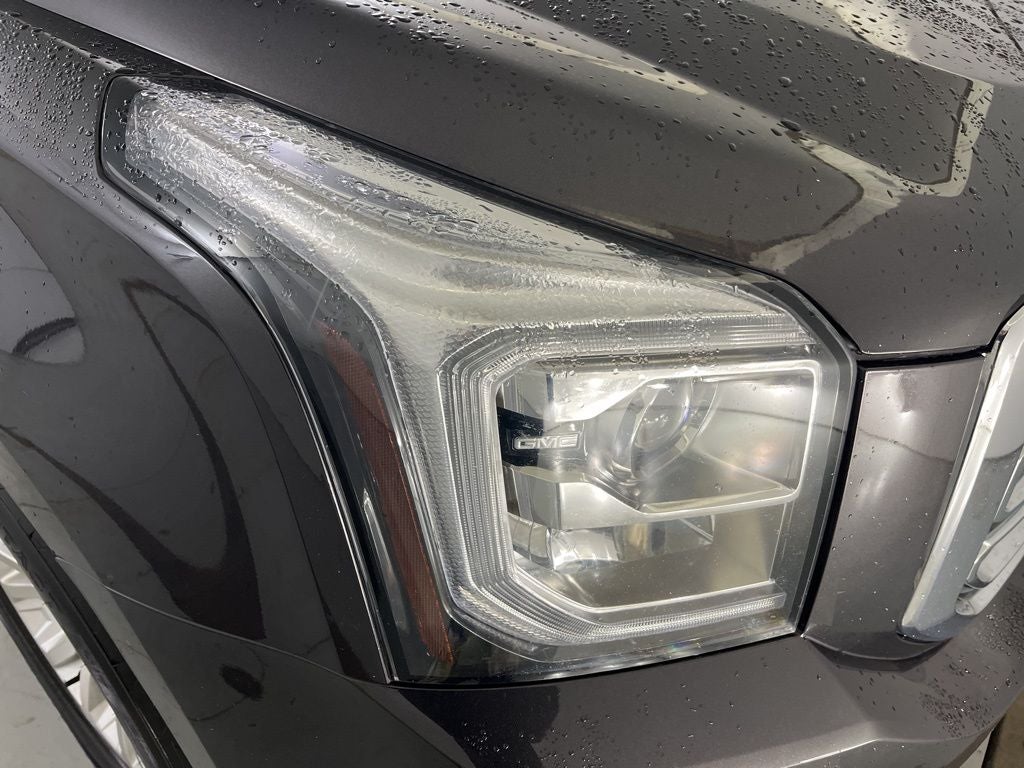 2017 GMC Yukon XL SLT