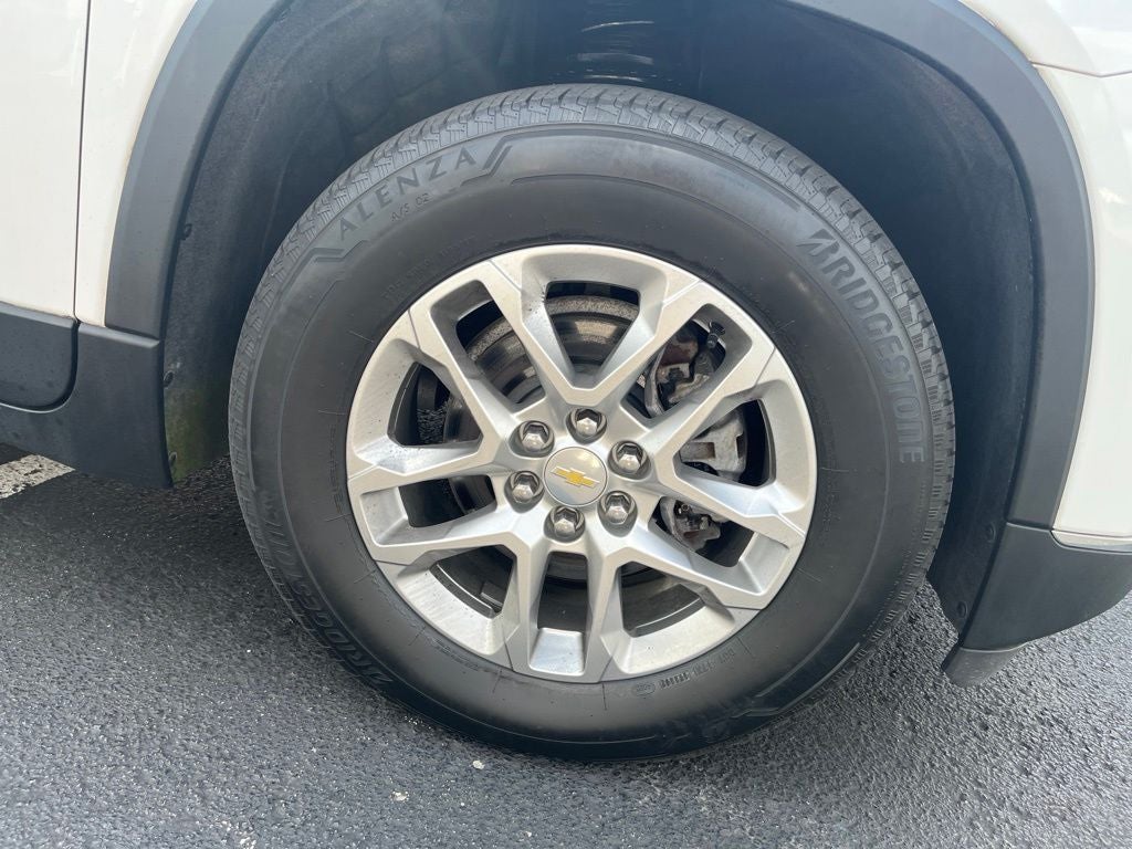 2021 Chevrolet Traverse LT Cloth w/2FL