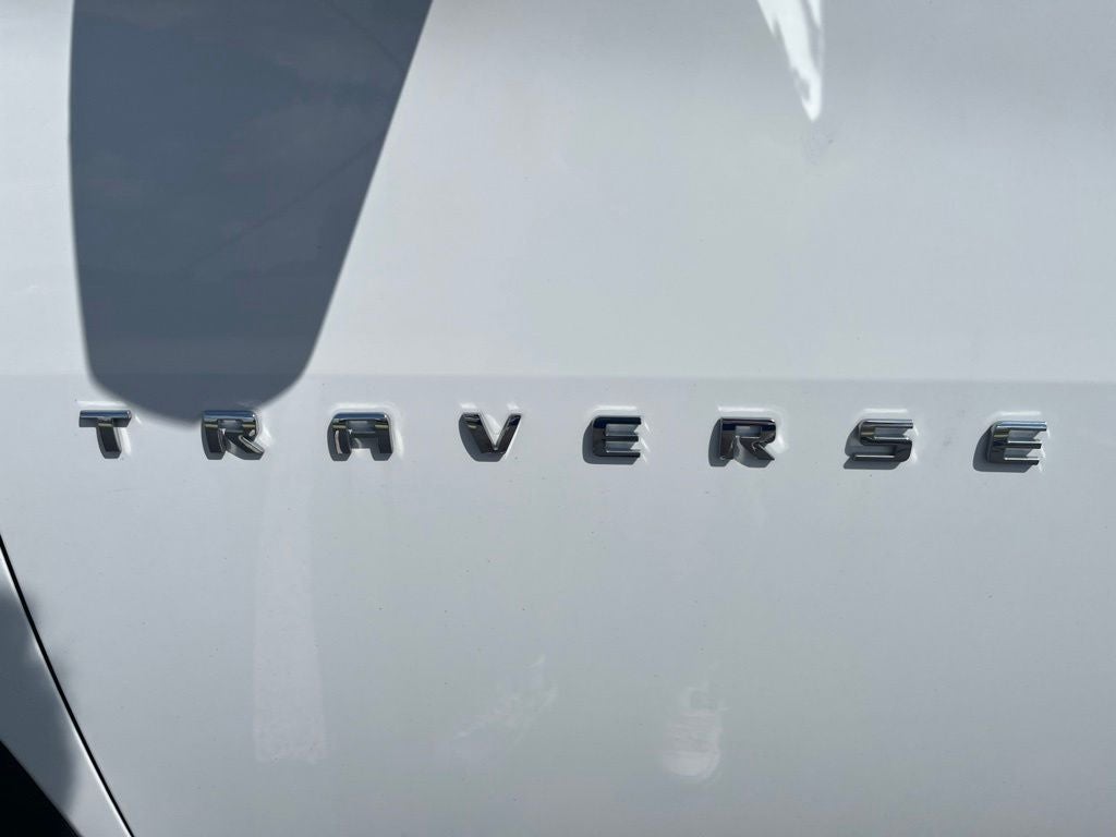 2021 Chevrolet Traverse LT Cloth w/2FL