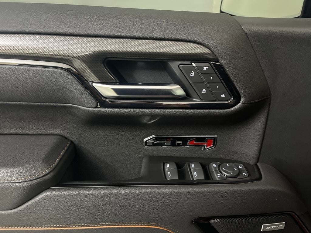 2025 GMC Sierra 1500 AT4