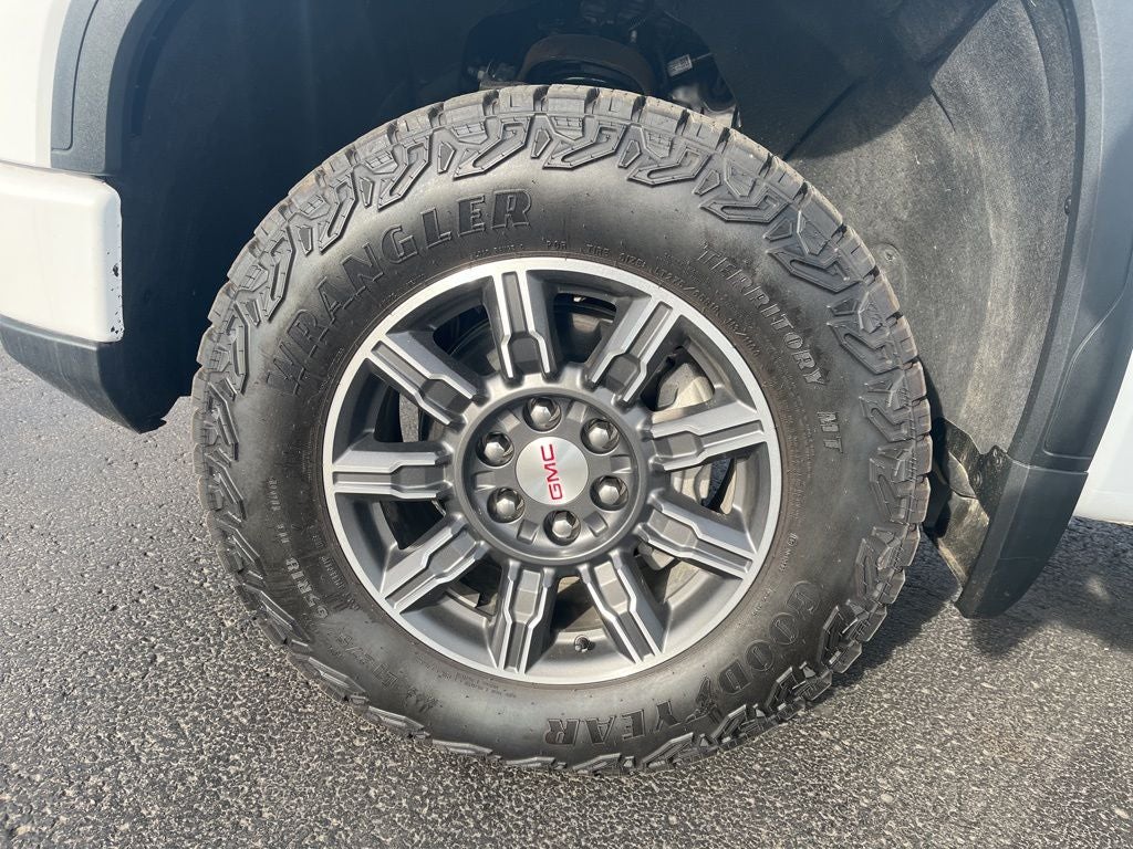 2025 GMC Sierra 1500 AT4