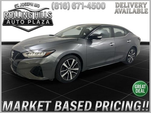 2022 Nissan Maxima SV