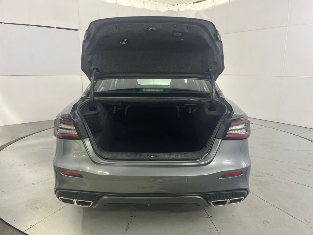 2022 Nissan Maxima SV