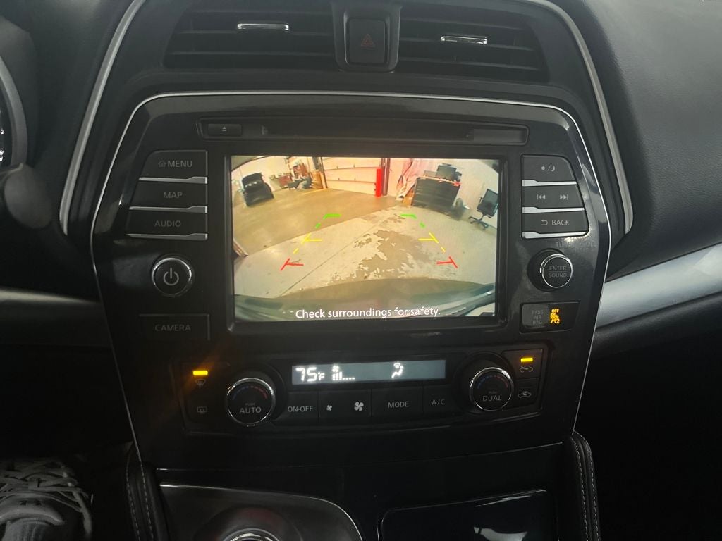 2022 Nissan Maxima SV