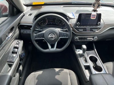 2023 Nissan Altima 2.5 SV