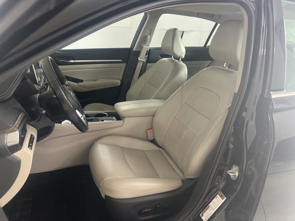 2020 Nissan Altima 2.5 Platinum