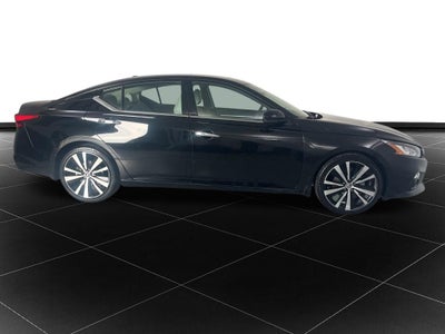 2020 Nissan Altima 2.5 Platinum