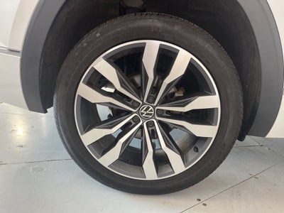 2023 Volkswagen Atlas 3.6L V6 SEL Premium R-Line