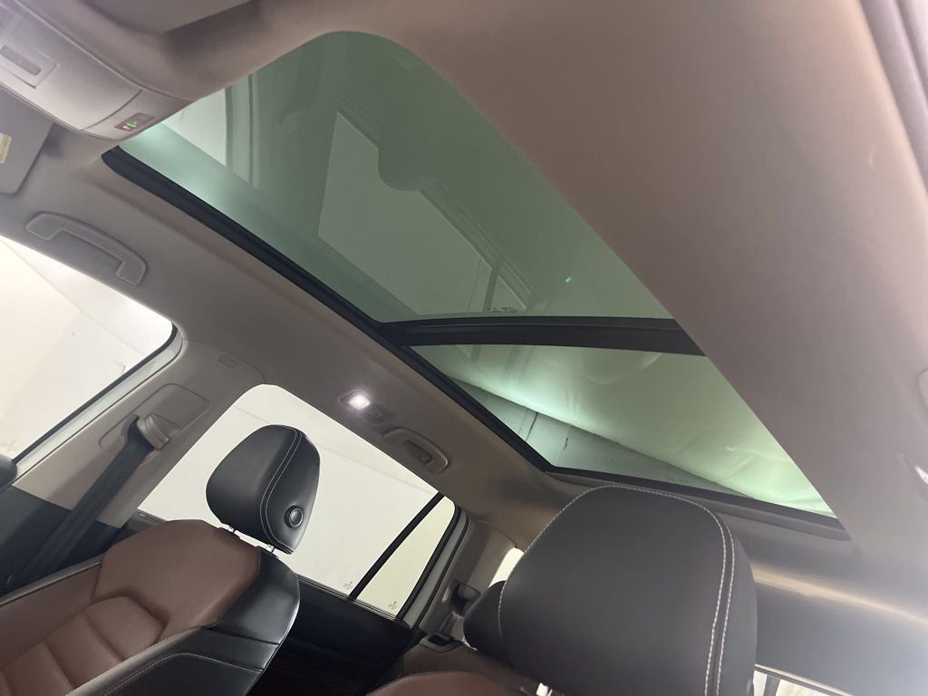 2023 Volkswagen Atlas 3.6L V6 SEL Premium R-Line