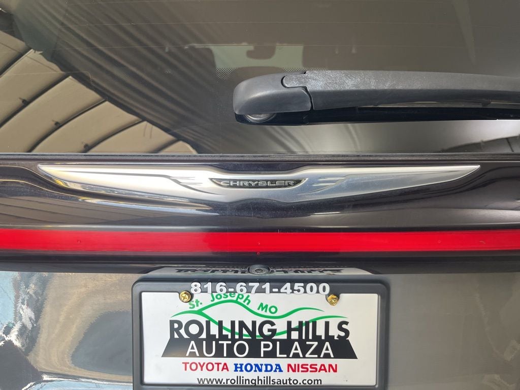 2022 Chrysler Pacifica Touring L