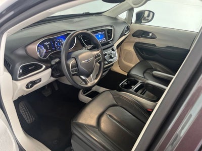2020 Chrysler Voyager LXI