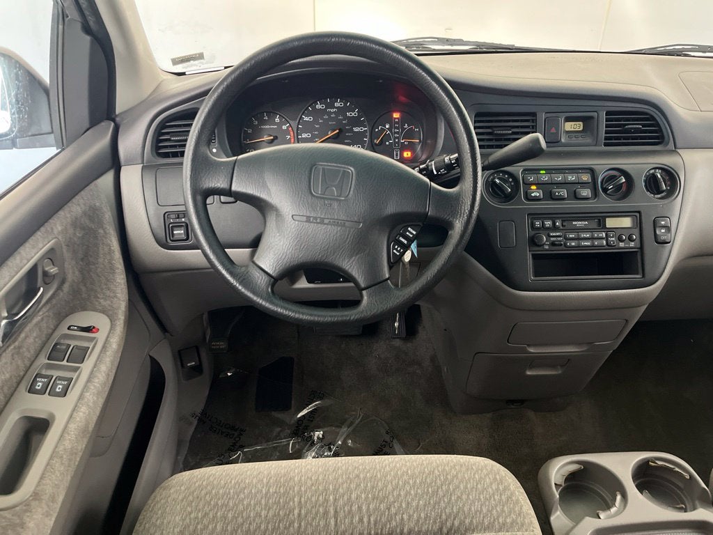 2000 Honda Odyssey LX 7 Passenger