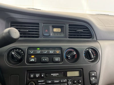 2000 Honda Odyssey LX 7 Passenger