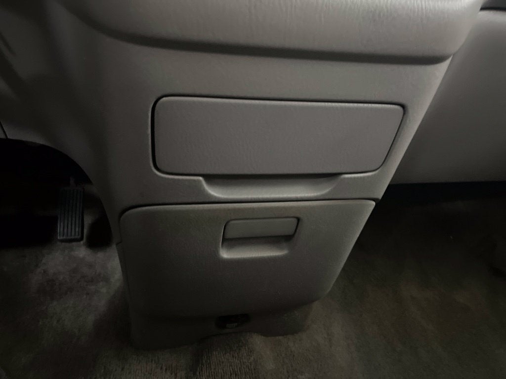 2000 Honda Odyssey LX 7 Passenger
