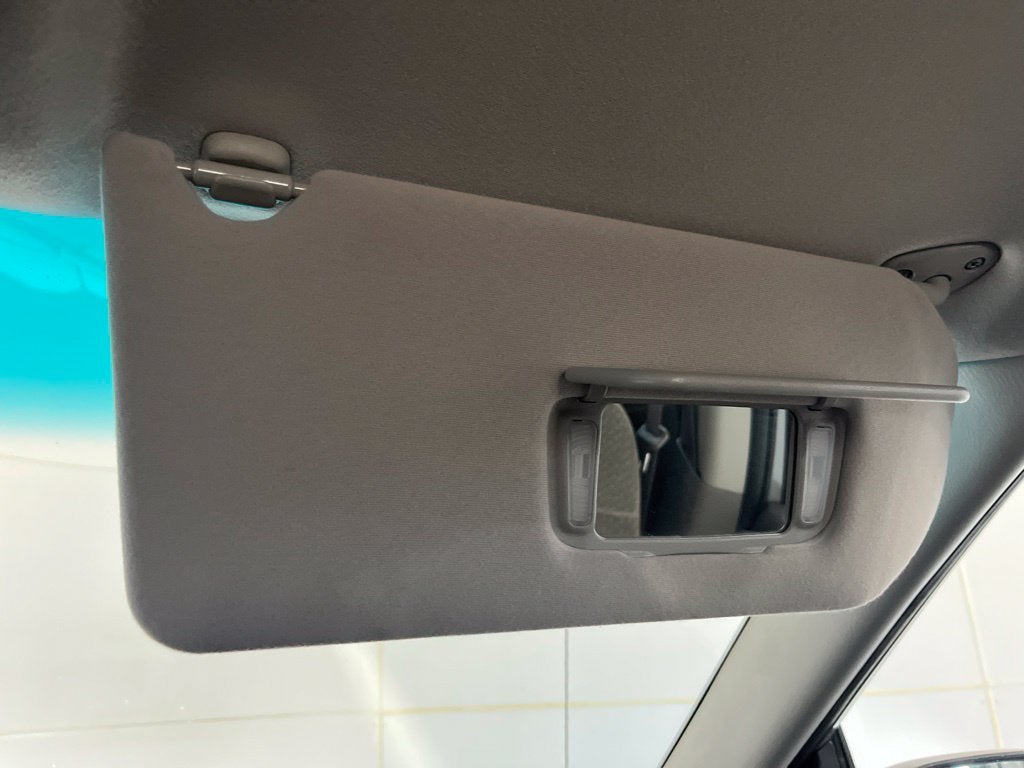 2000 Honda Odyssey LX 7 Passenger