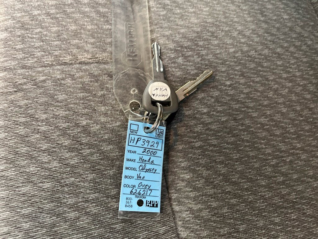 2000 Honda Odyssey LX 7 Passenger
