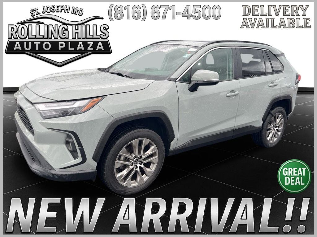 2022 Toyota RAV4 XLE Premium