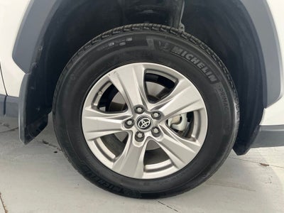 2022 Toyota RAV4 Hybrid LE
