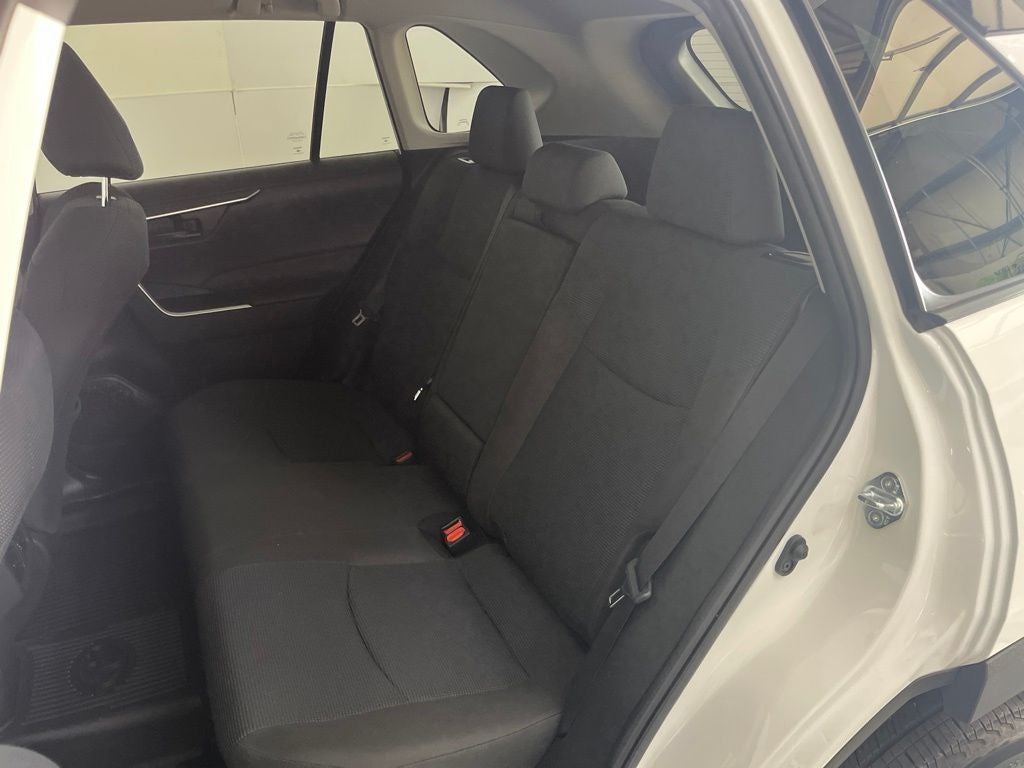 2022 Toyota RAV4 Hybrid LE