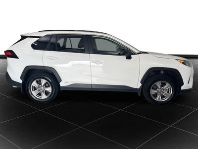 2022 Toyota RAV4 Hybrid LE