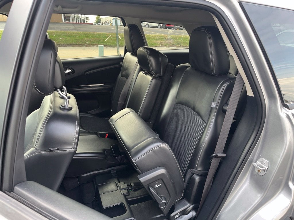 2019 Dodge Journey Crossroad