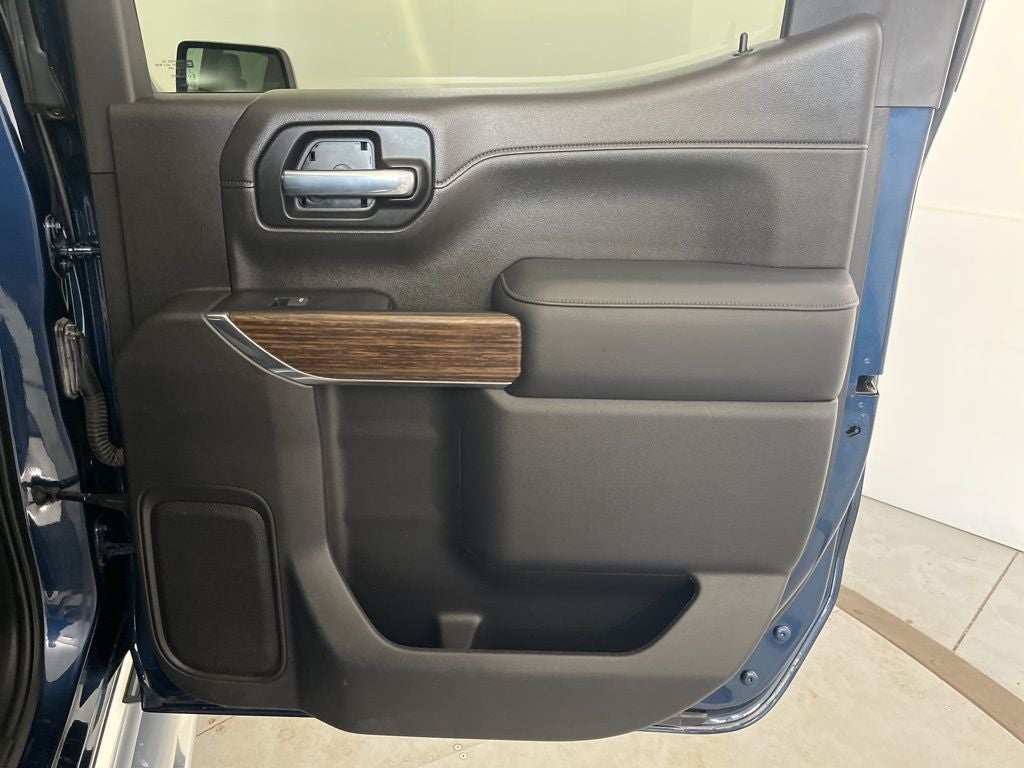 2022 Chevrolet Silverado 1500 LTD High Country