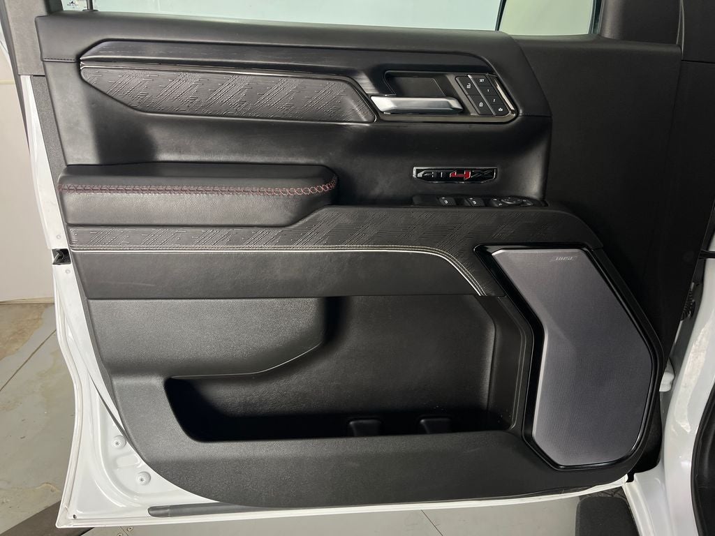 2023 GMC Sierra 1500 AT4X