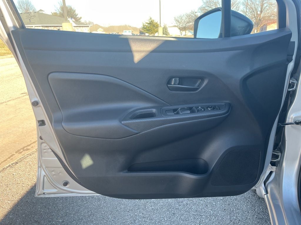 2024 Nissan Versa 1.6 S