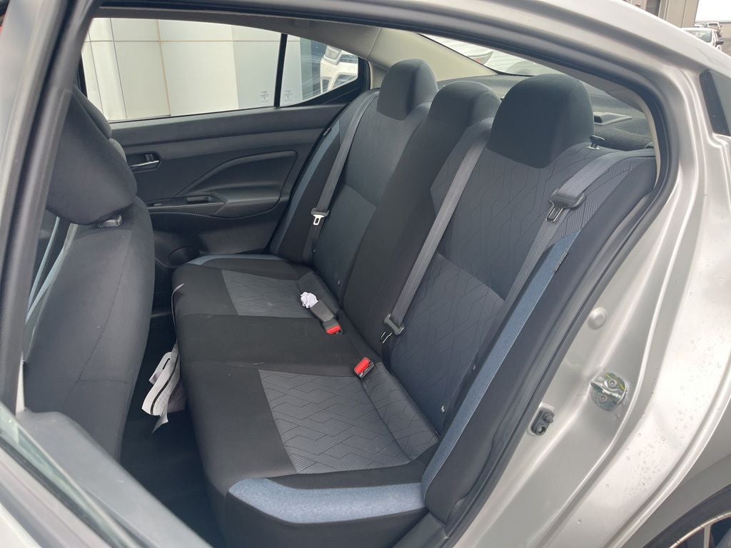 2023 Nissan Versa 1.6 SV